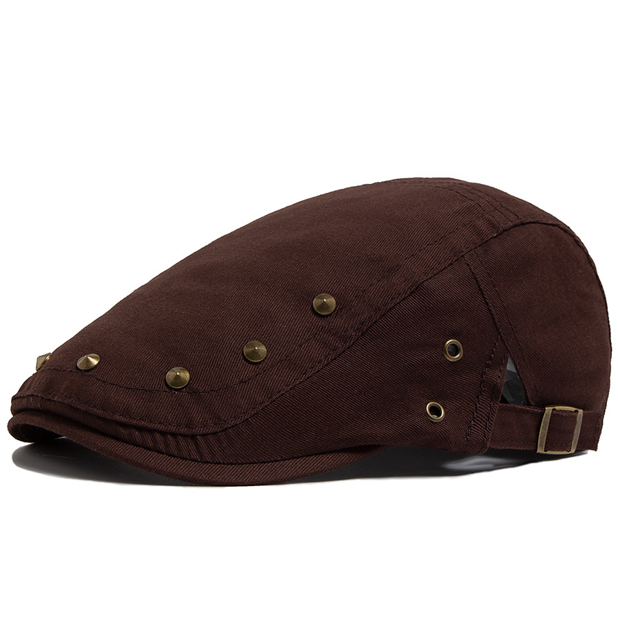 BUCK | Rivet decorated flat cap