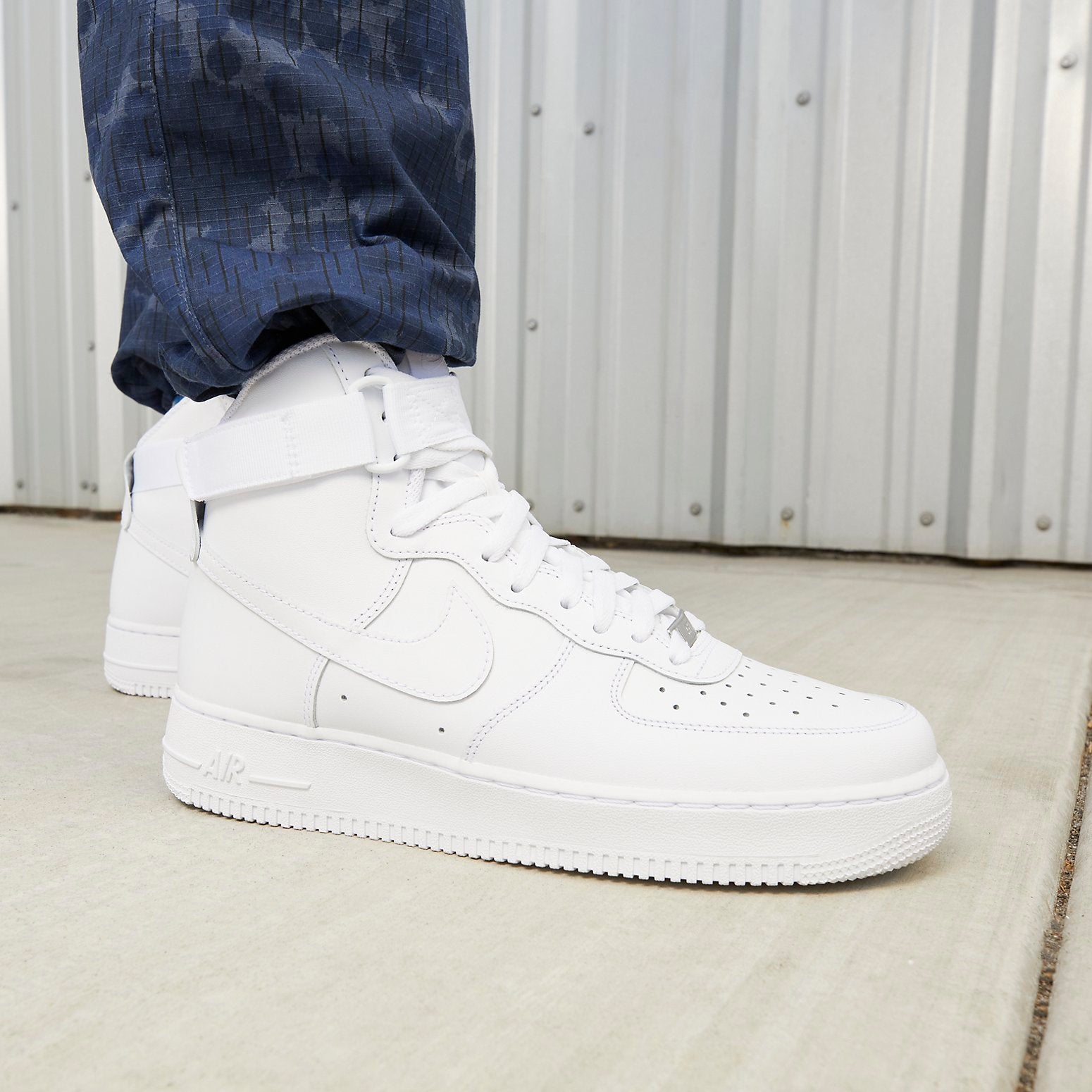 niqdfke Air Force 1 High '07 'Triple Blanc' CW2290-111