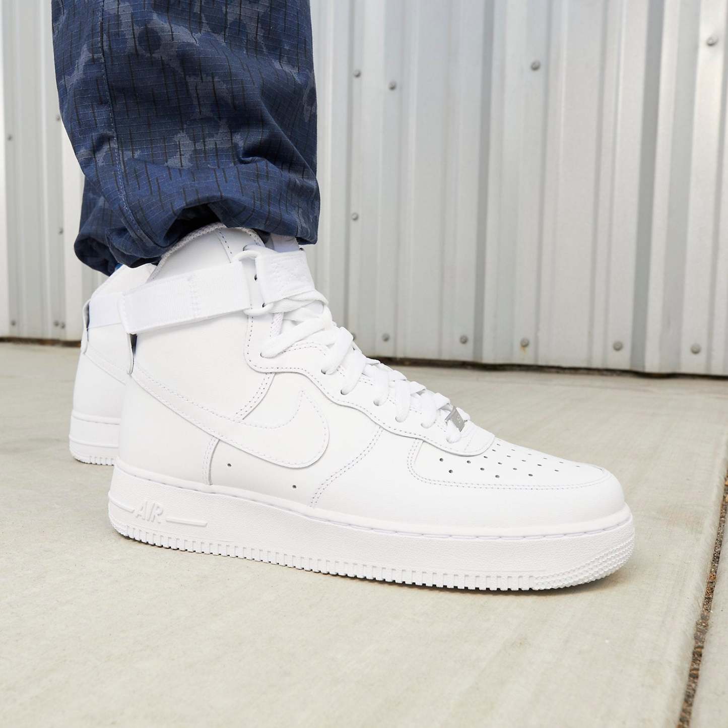 niqdfke Air Force 1 High '07 'Triple Blanc' CW2290-111