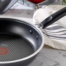 RIVETED SILICONE HANDLES