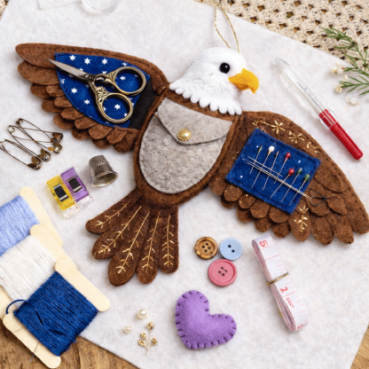 🖤 “Raven’s Keepsake – Guardian of Stitches” 🪡✨