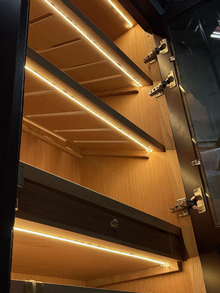 Single Door Cigar Cabinet