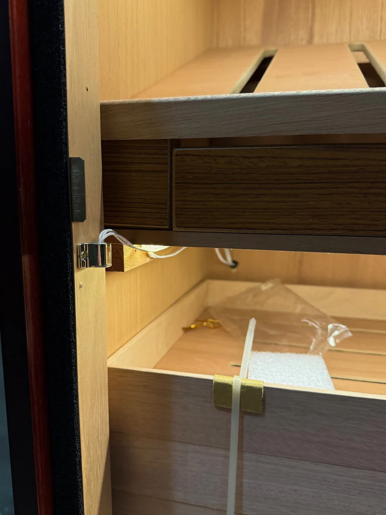 Single Door Cigar Cabinet