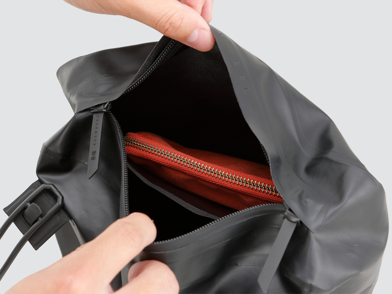 Road Accessory Pouch