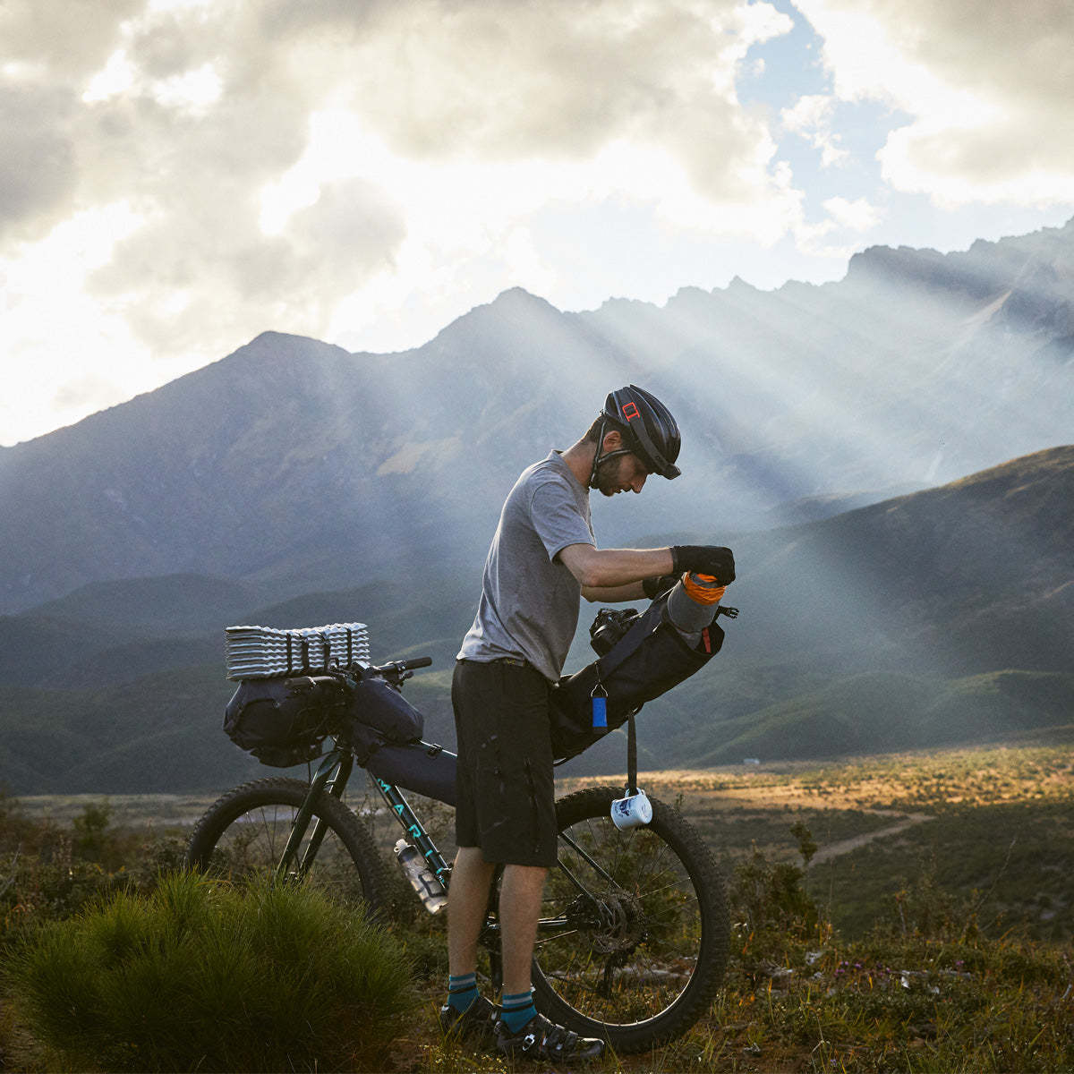 Off-Road Seat Pack with Rack Large