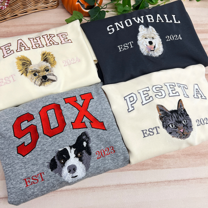 Personalized Embroidered Sweatshirt with Pets