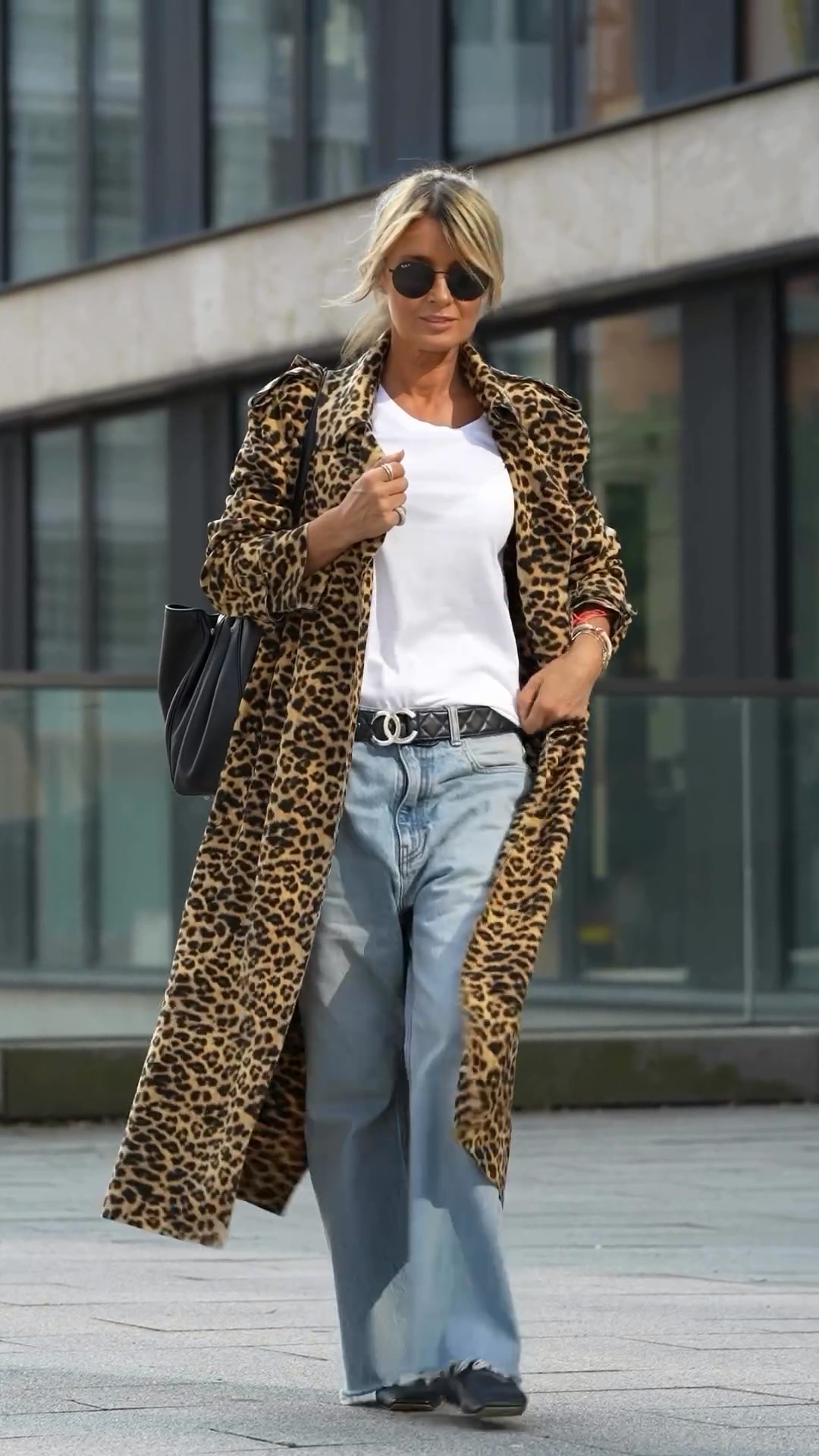 Fashion leopard-print velvet coat-ROVOLE