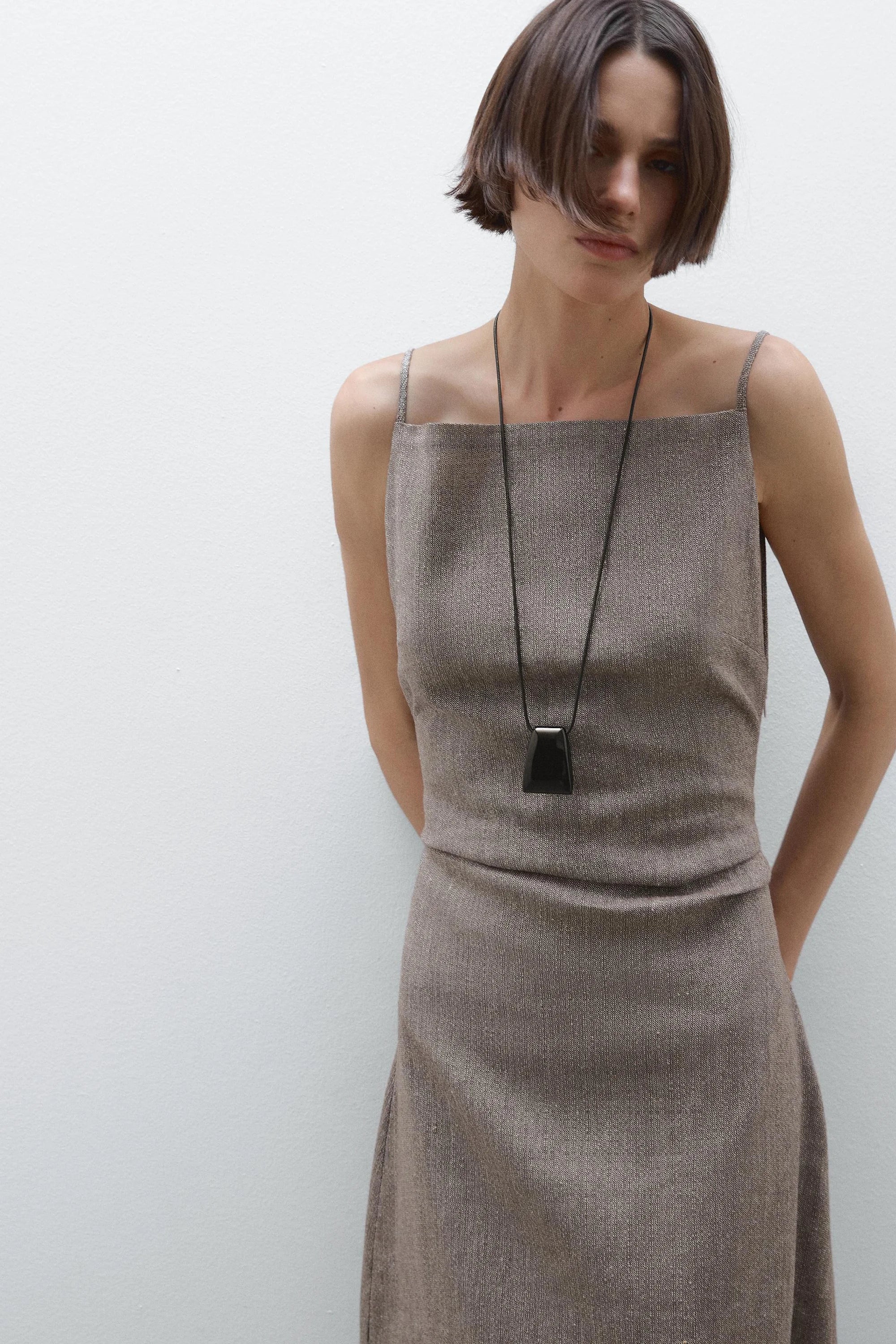 Linen-Blend Flowing Maxi Dress-ROVOLE