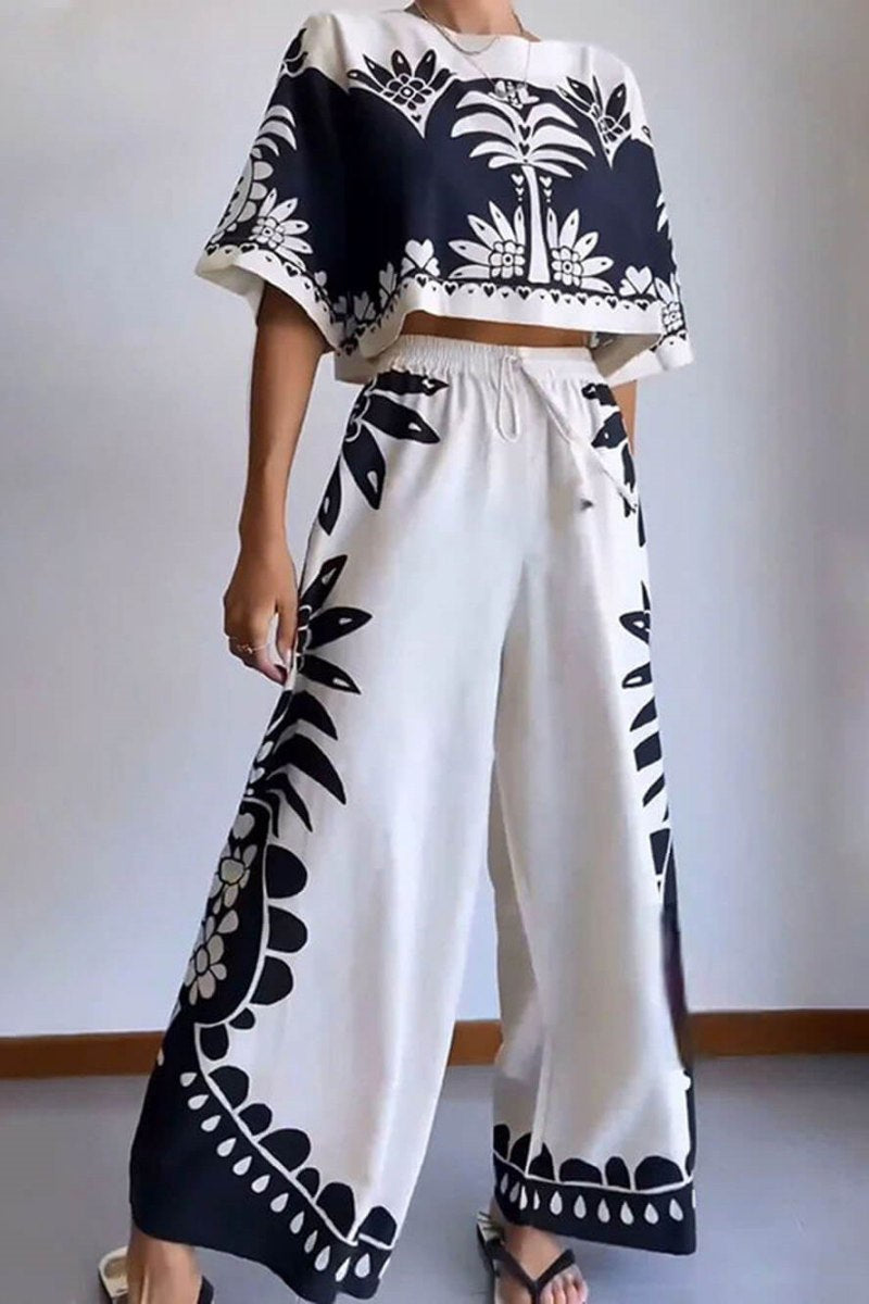 Ethnic Print Loose Short-Sleeved Suit-ROVOLE