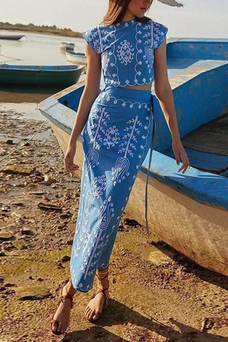 Ethnic Print Crop Top & Tire-up Wrap Midi Skirts Set-ROVOLE