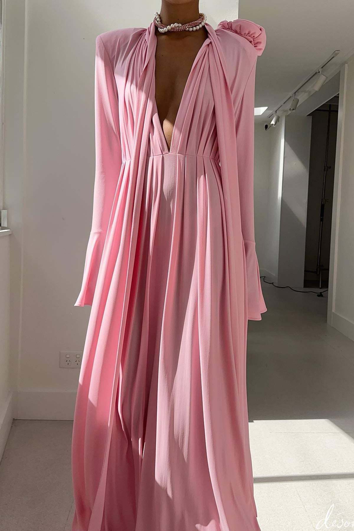 Luxury Vintage Cut-Out Deep V Halter 3D Floral Maxi Dress-ROVOLE