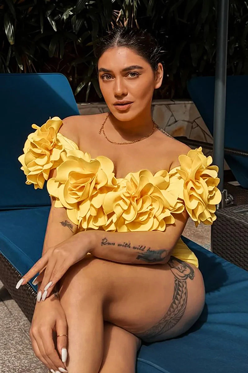 3D Floral Strapless Solid One-Piece Swimsuit-ROVOLE