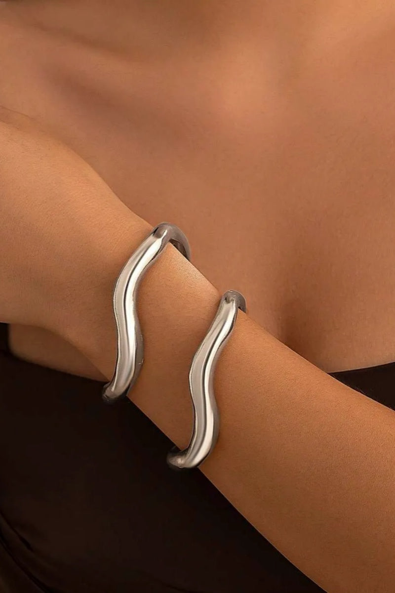 Vintage Punk Asymmetric Cuff Bracelet-ROVOLE