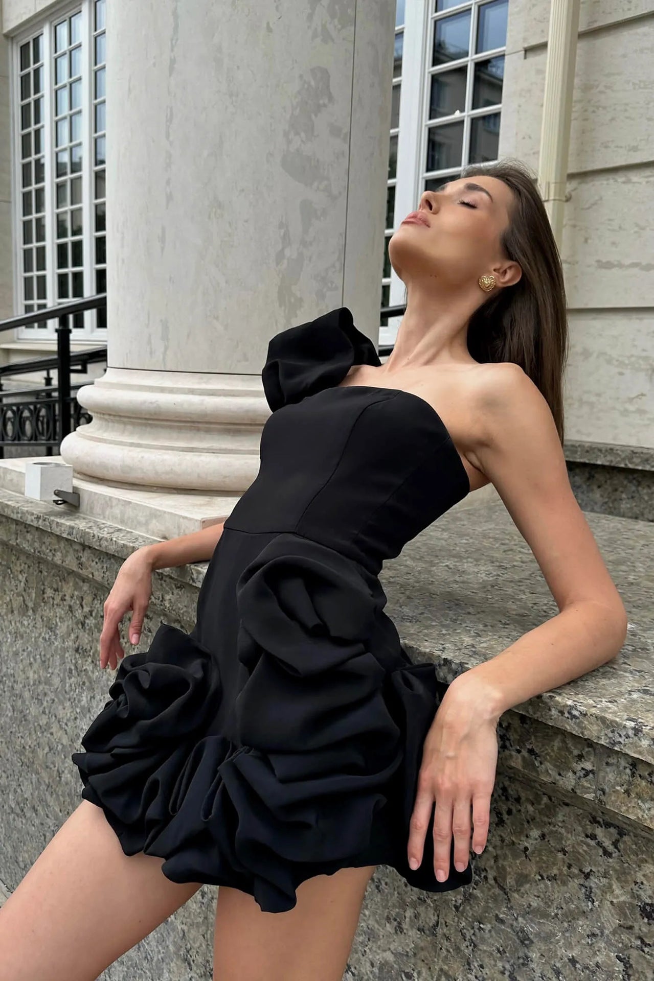 Romantic Tulip Waist Strapless Mini Dress-ROVOLE