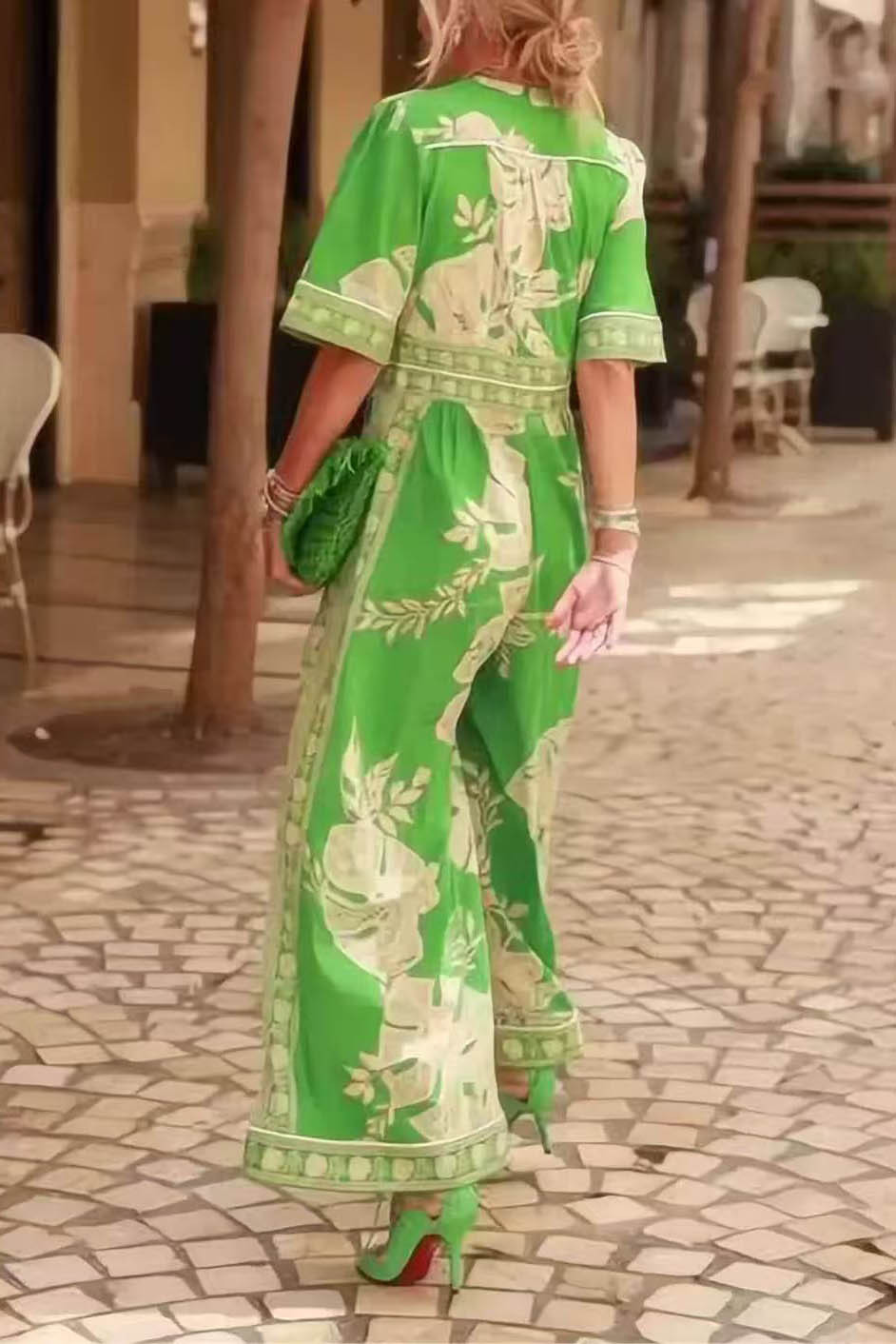 Stylish V-Neck Printed Jumpsuit-ROVOLE