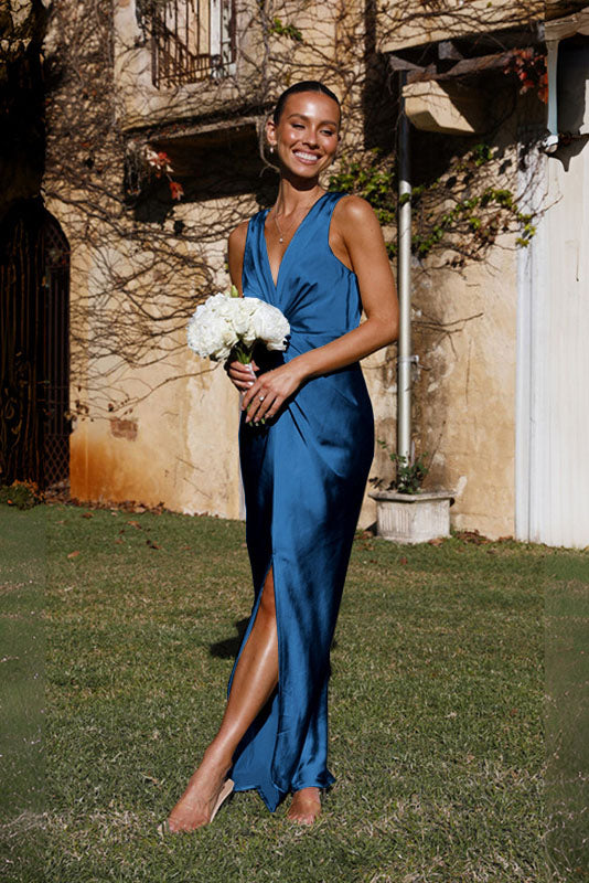 Deep V Sleeveless Backless Dress-ROVOLE