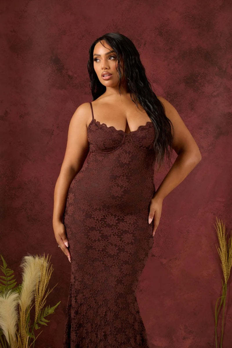 Leah Lace Maxi Dress-ROVOLE