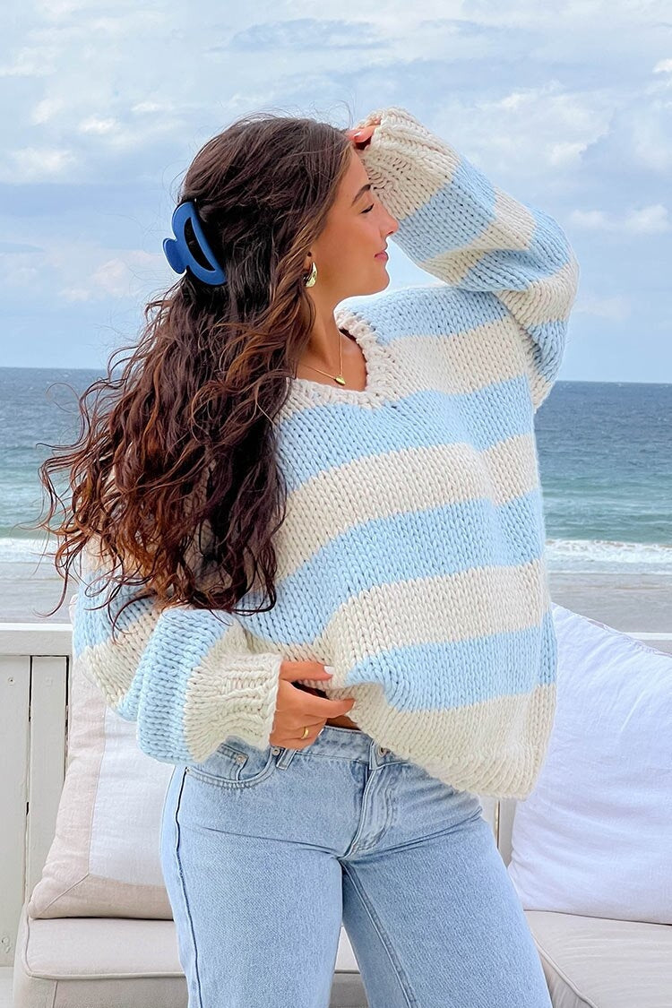 Off-shoulder Striped Sweater-ROVOLE