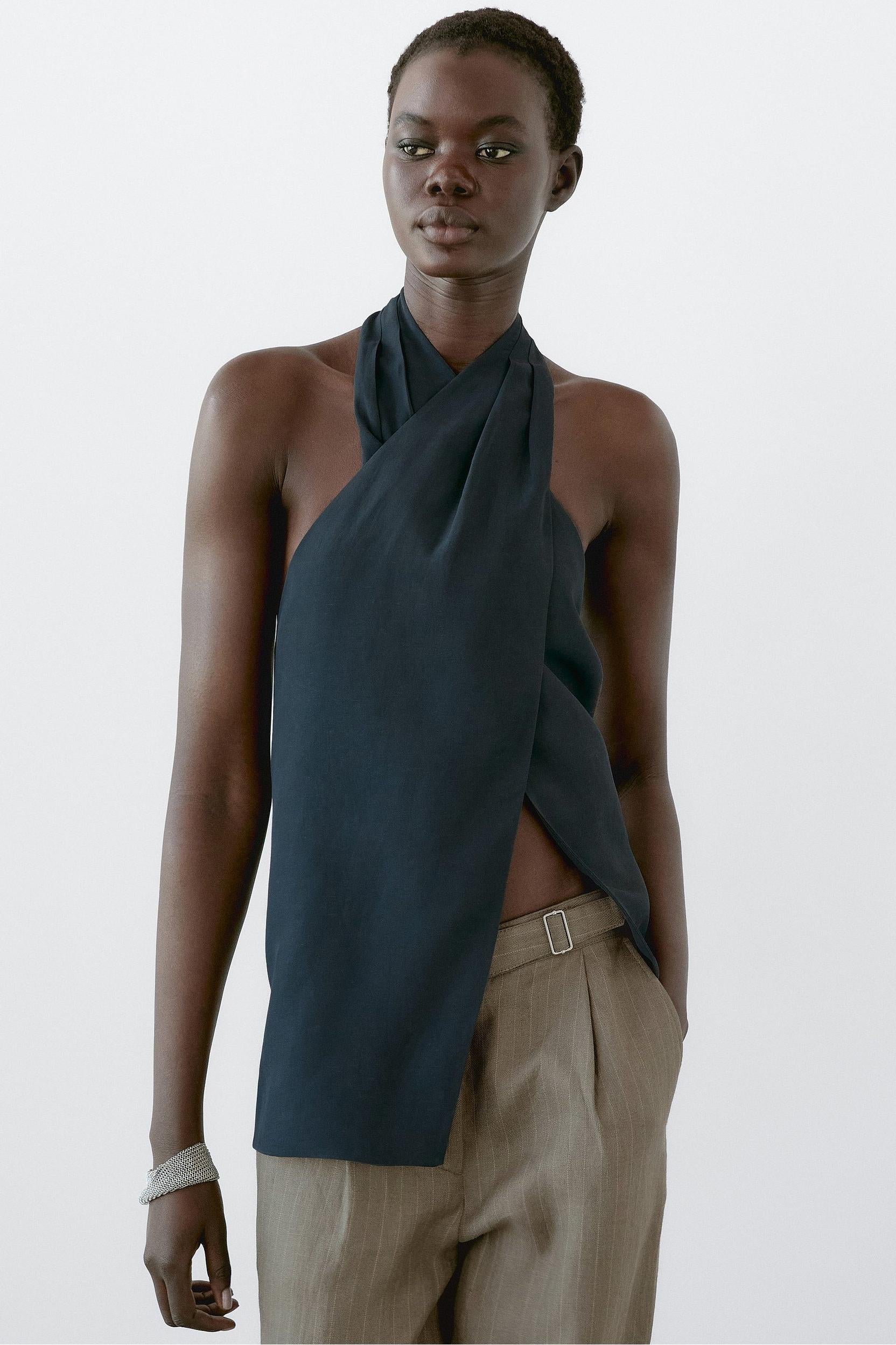 Halter Neck Back Neckline Top - Blue-ROVOLE