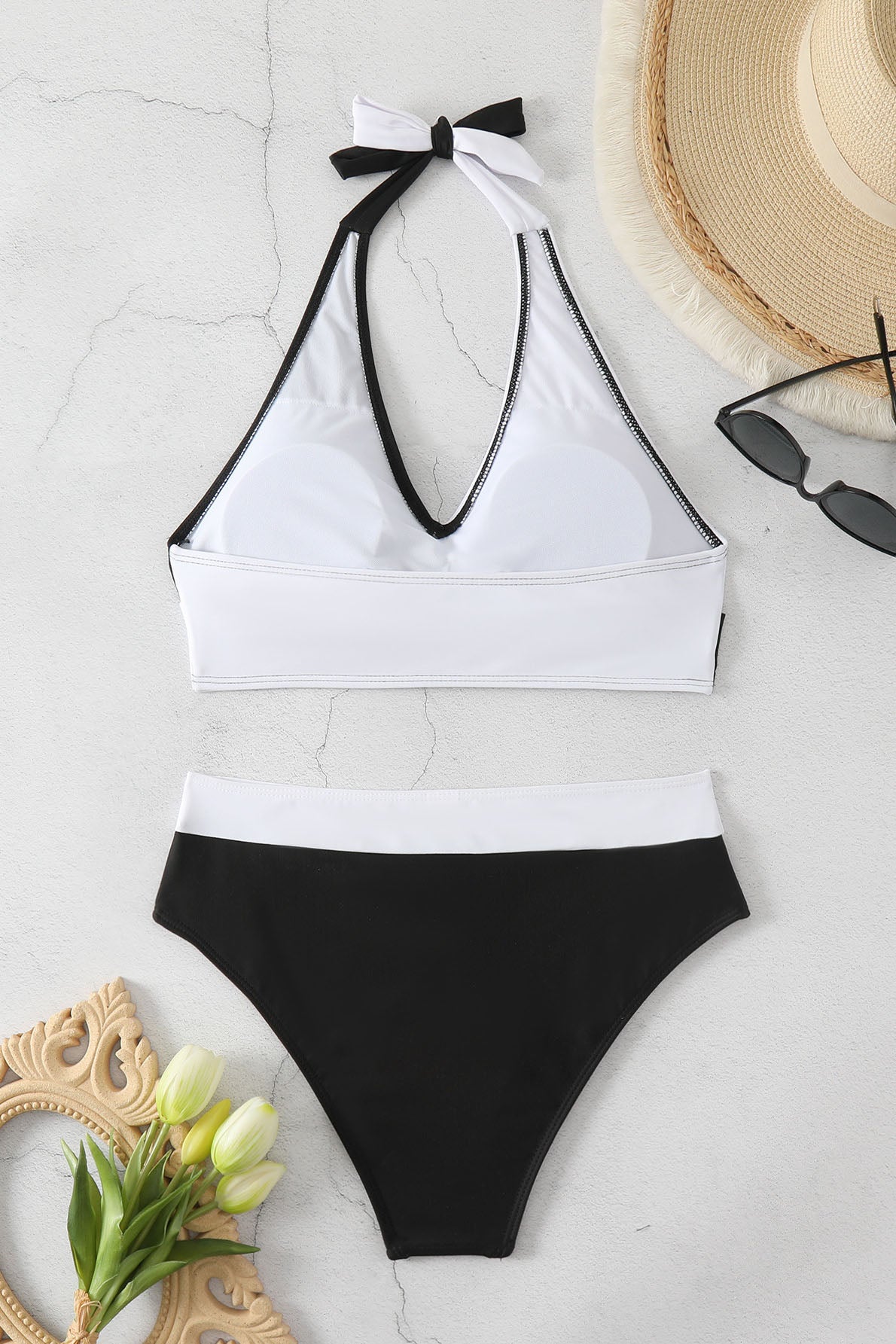 Colorblock Halter Bikini Swimwear-ROVOLE