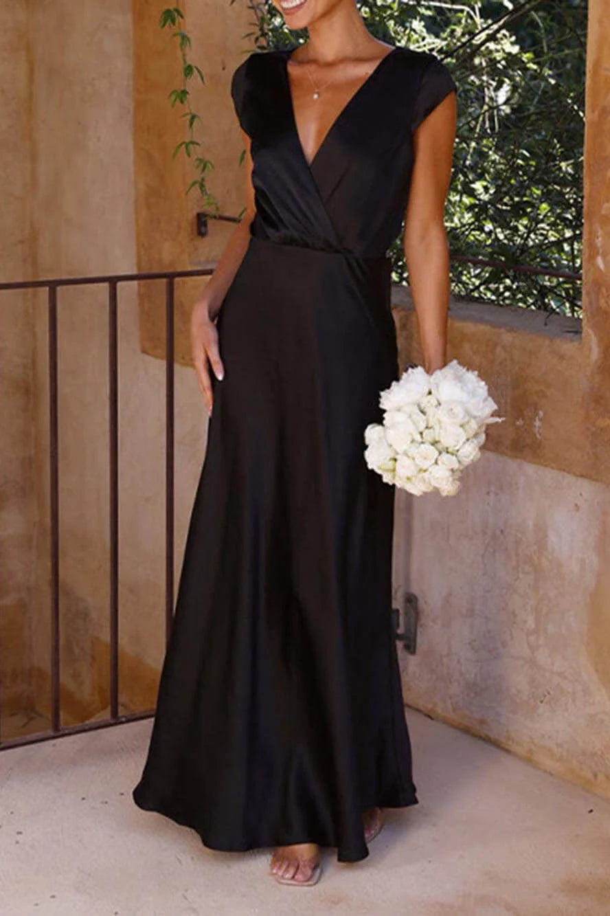 Selma Maxi Dress - Black-ROVOLE