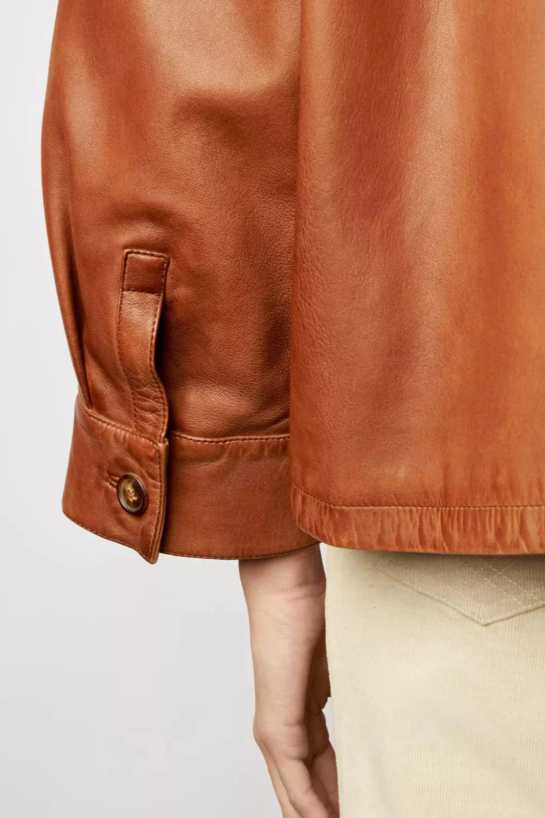 Minimalist Boxy Leather Short Jacket-ROVOLE
