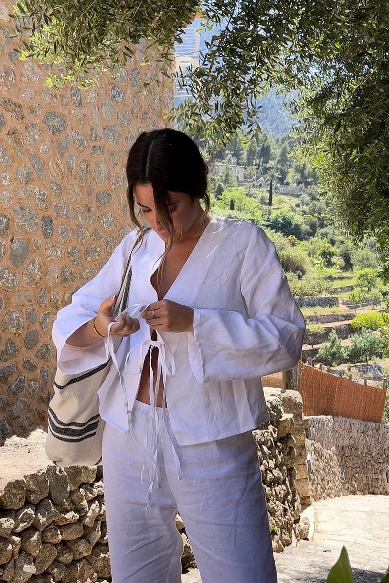 Elegant And Simple Lace Up Blouse-ROVOLE