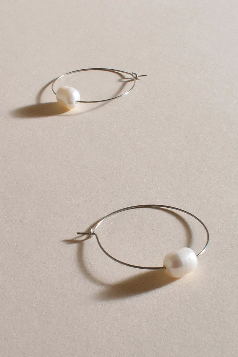 Simple Pearl Fine Wire Hoops - Cream/Silver-ROVOLE