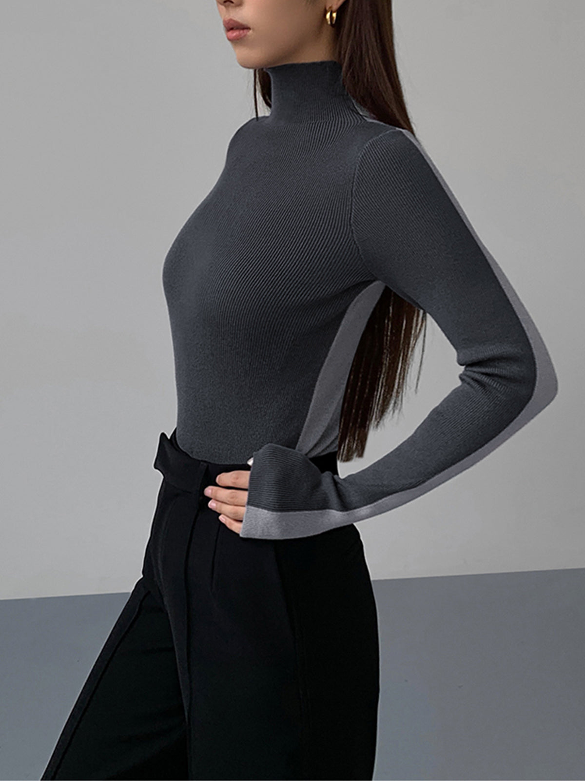 Two Tone Double Sided Long Sleeve Knit Top-Massicos