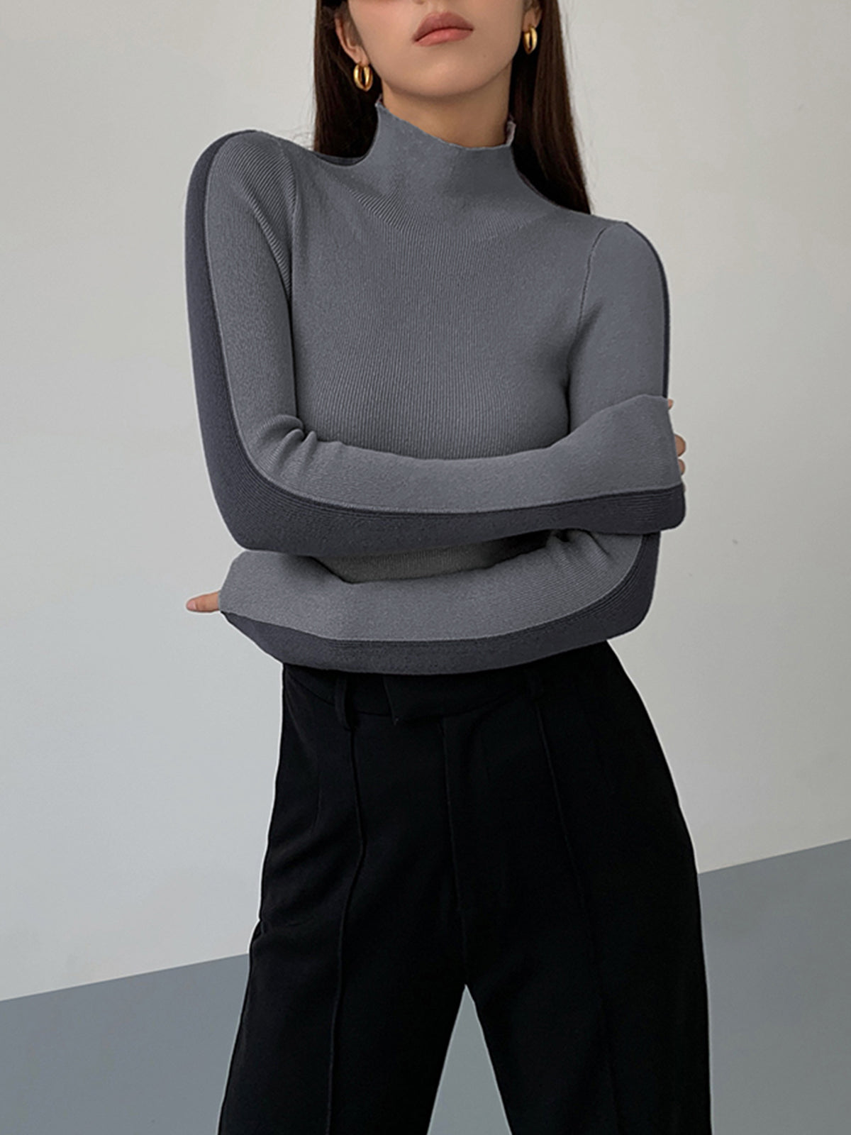 Two Tone Double Sided Long Sleeve Knit Top-Massicos