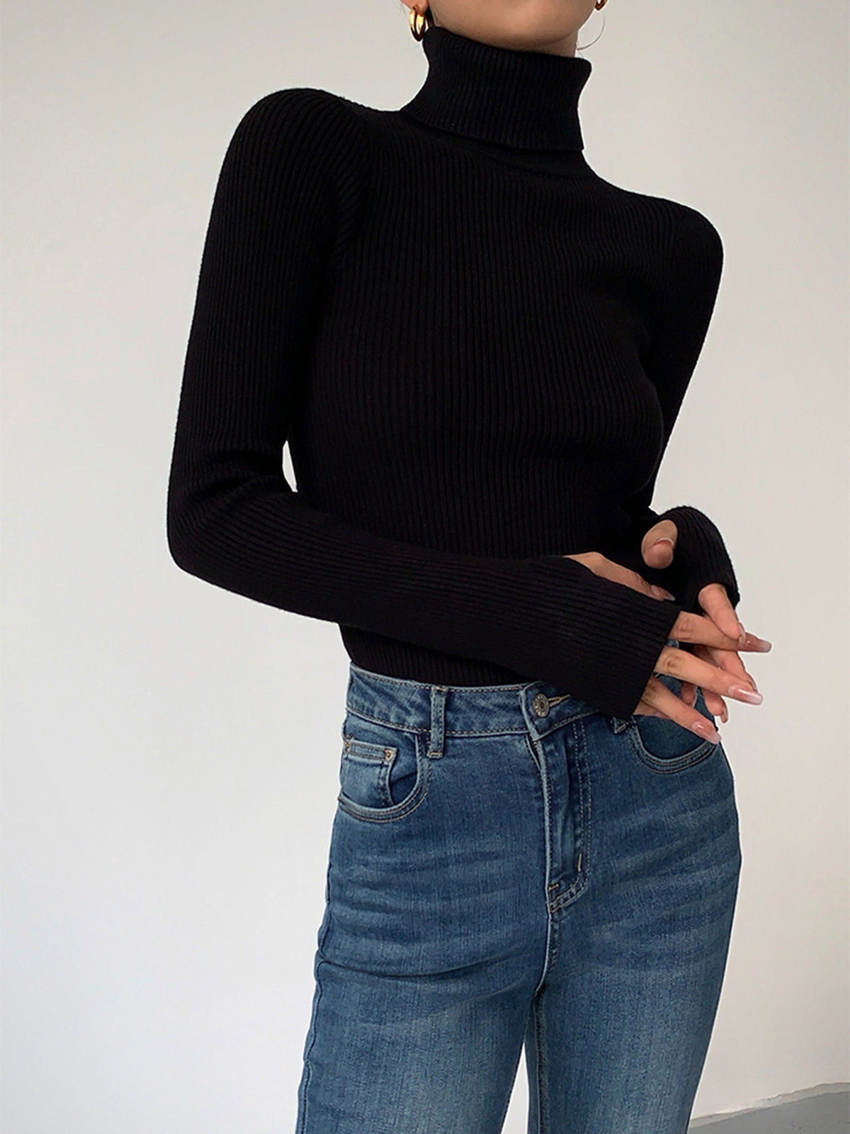 Minimalist Turtleneck Slim Knit Top-Massicos