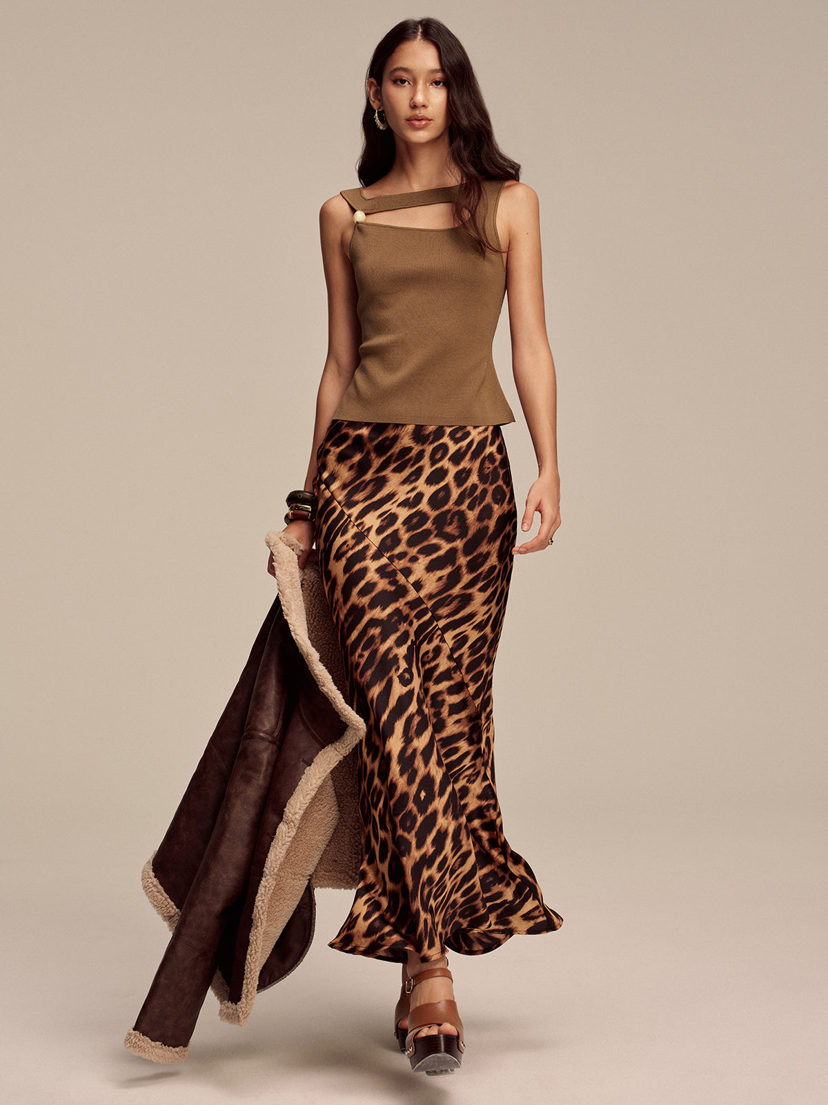 Asymmetric Cut-Out Bead Sweater Vest-Massicos