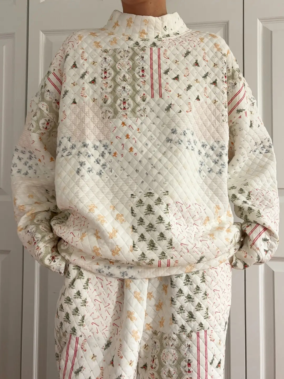 Christmas Holiday Quilted Mockneck Sweatshirt