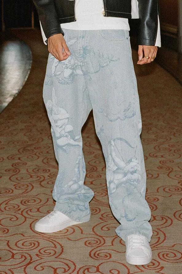 Cupid Print Washed Blue Jeans-ROVOLE