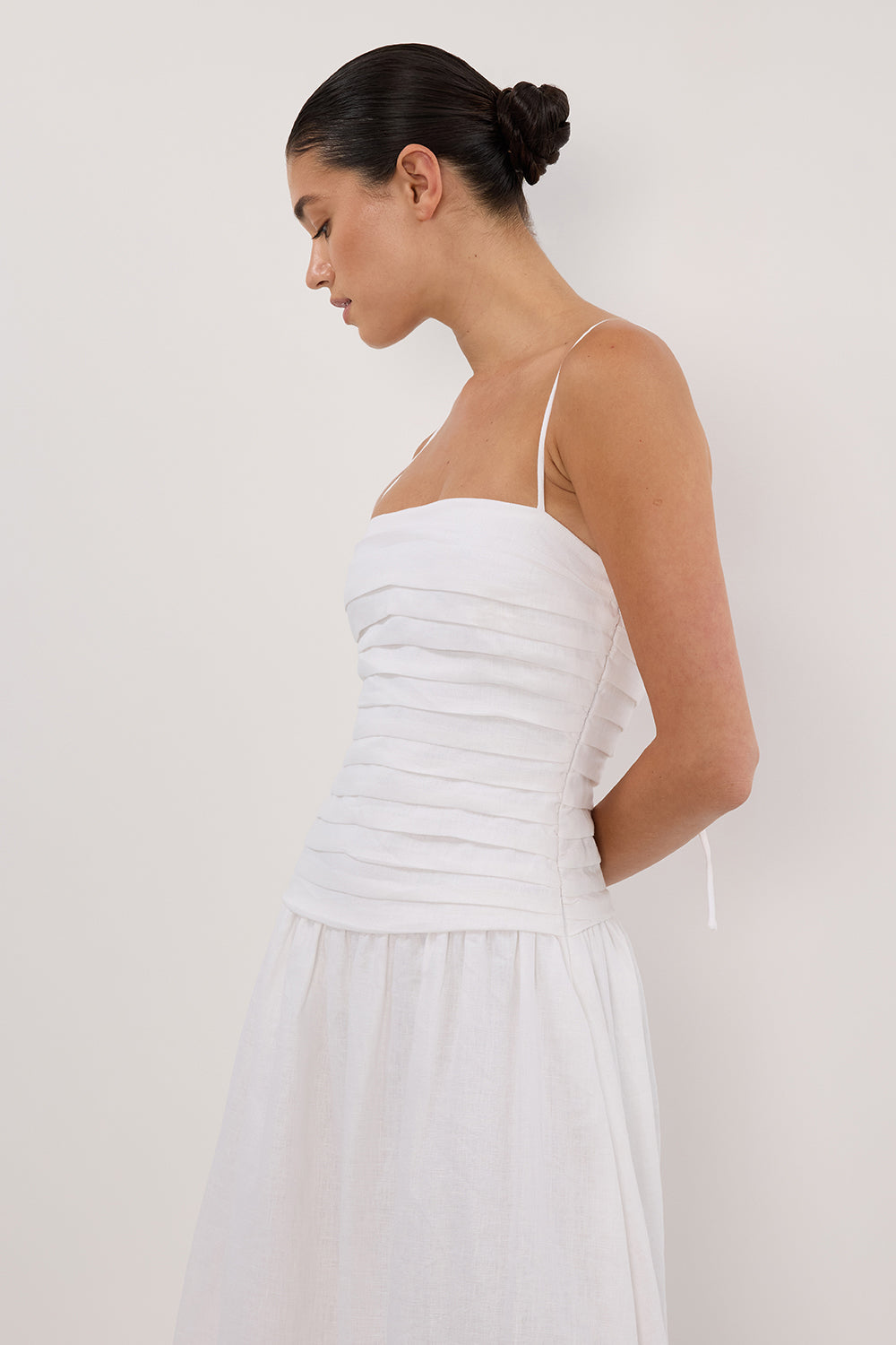 Reena White Midi Dress-ROVOLE