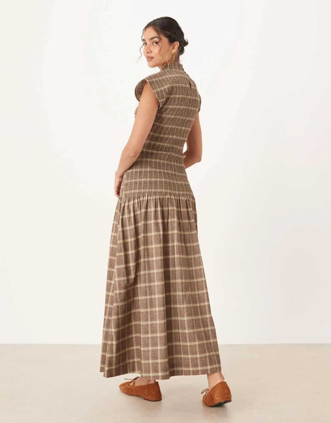 High-Necked Pleated Plaid Maxi Dress
