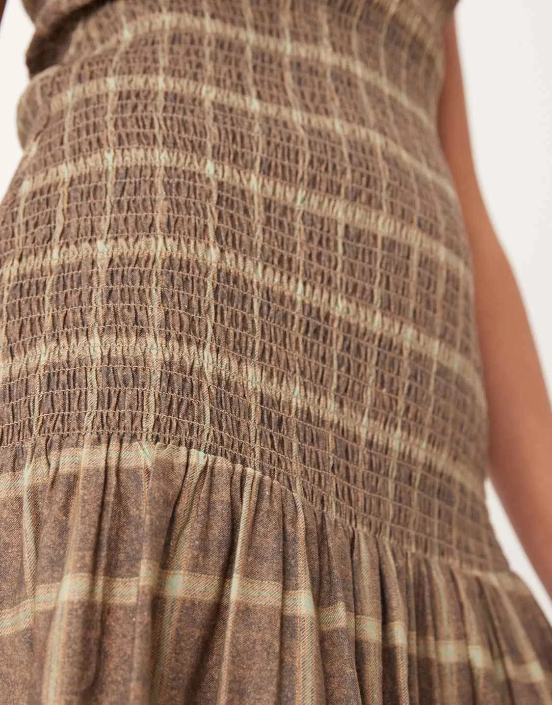 High-Necked Pleated Plaid Maxi Dress