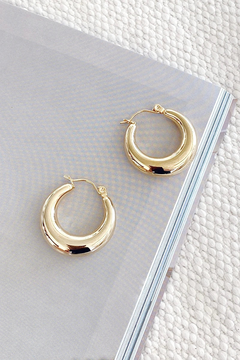 Essential Hoop Earrings - Gold-ROVOLE