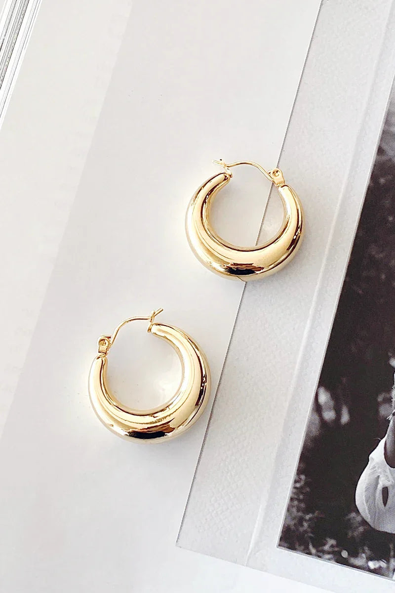 Essential Hoop Earrings - Gold-ROVOLE