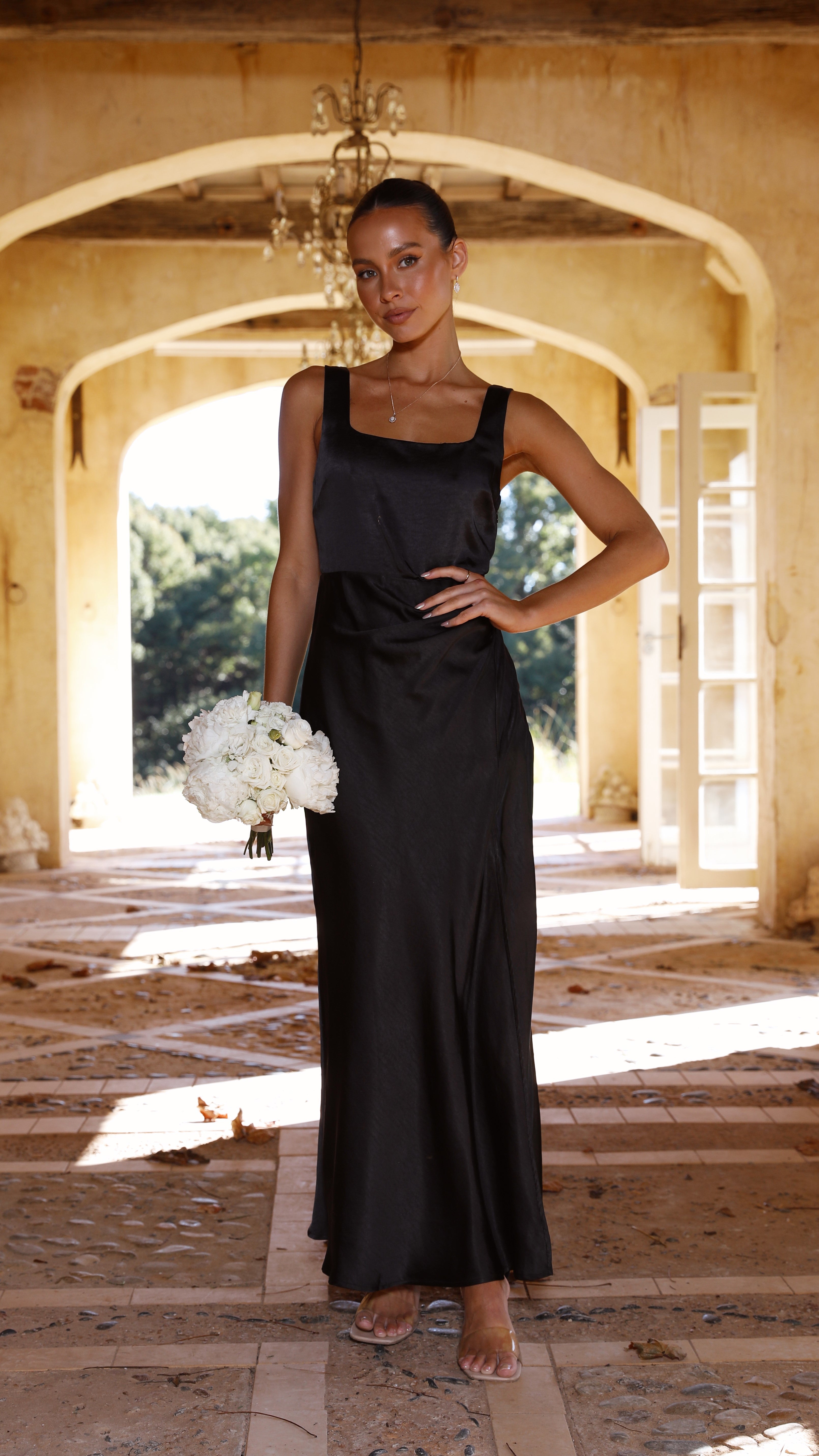 Alaria Maxi Dress - Black-ROVOLE