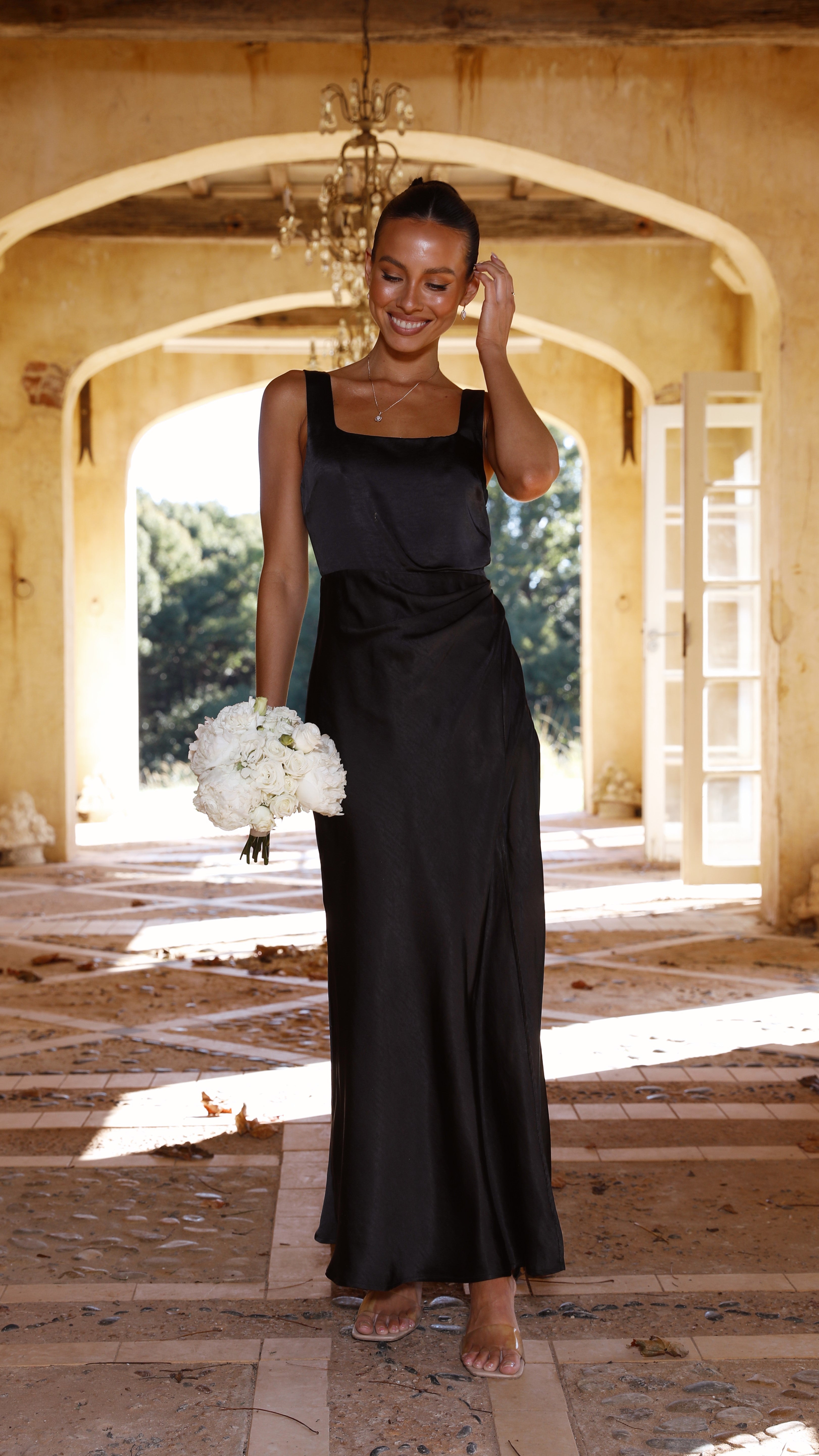 Alaria Maxi Dress - Black-ROVOLE