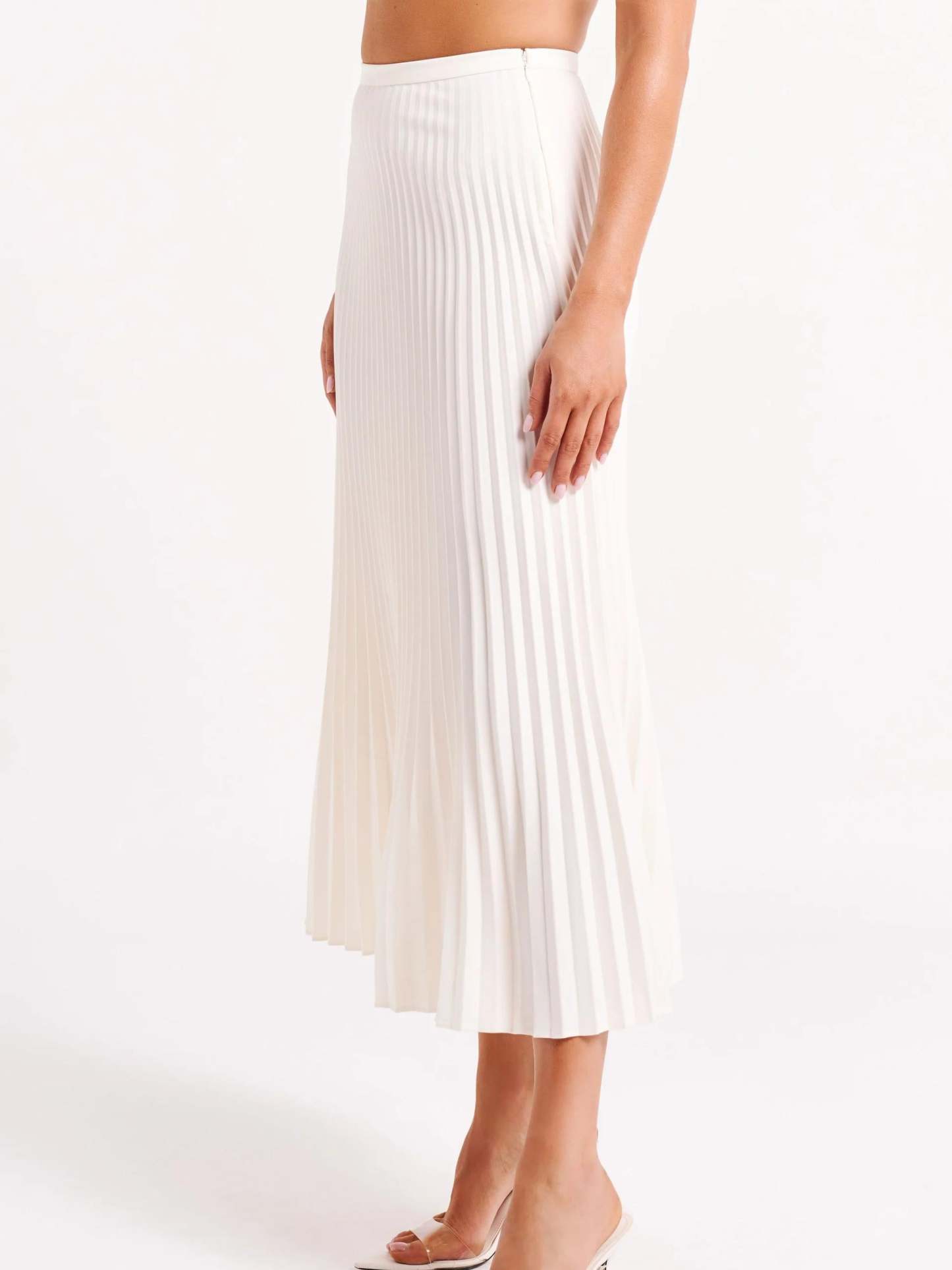 Crepe Knit Cravat Top & Pleated Suiting Maxi Skirt-ROVOLE