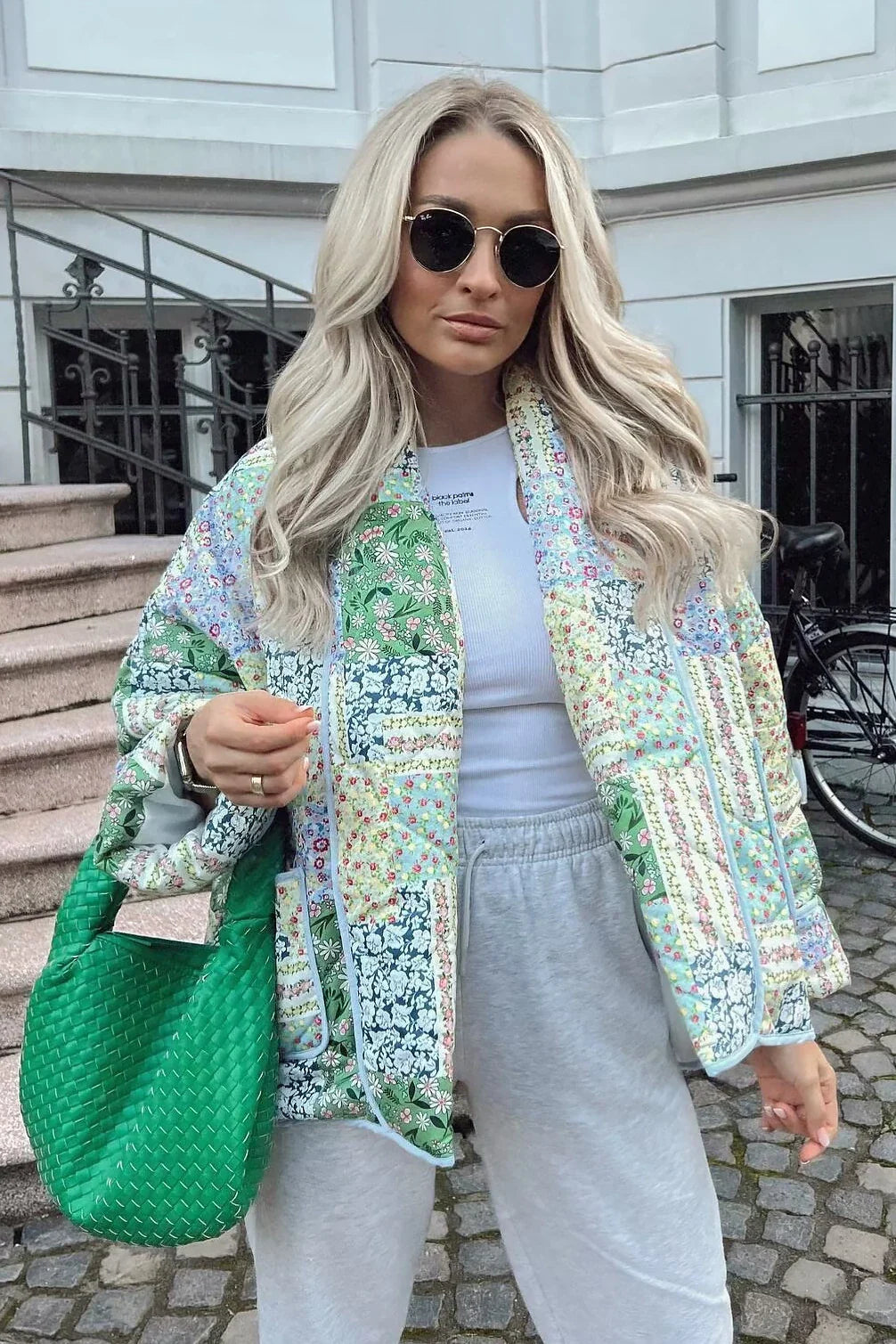 Casual Floral Pocket Turndown Collar Outerwear-ROVOLE