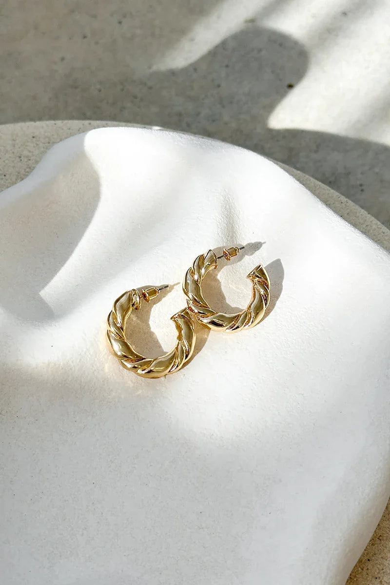 Amalie Hoop Earrings - Gold-ROVOLE