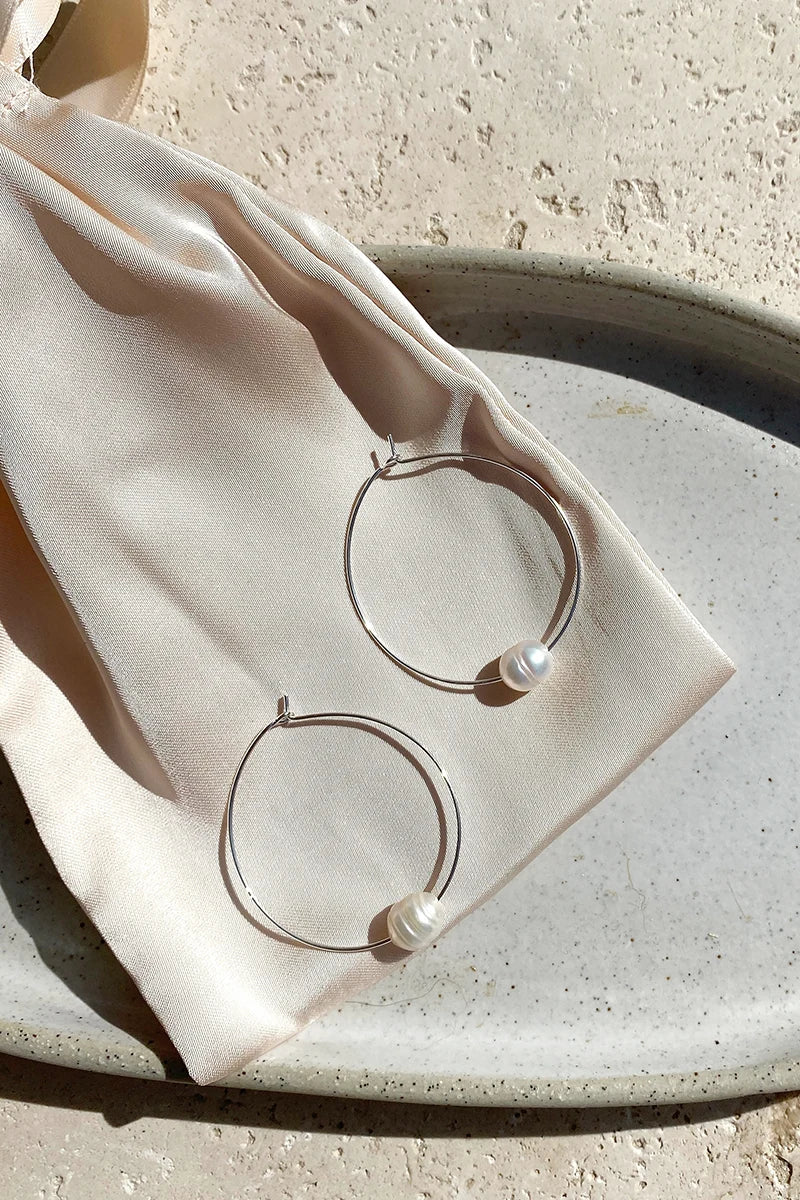 Simple Pearl Fine Wire Hoops - Cream/Silver-ROVOLE