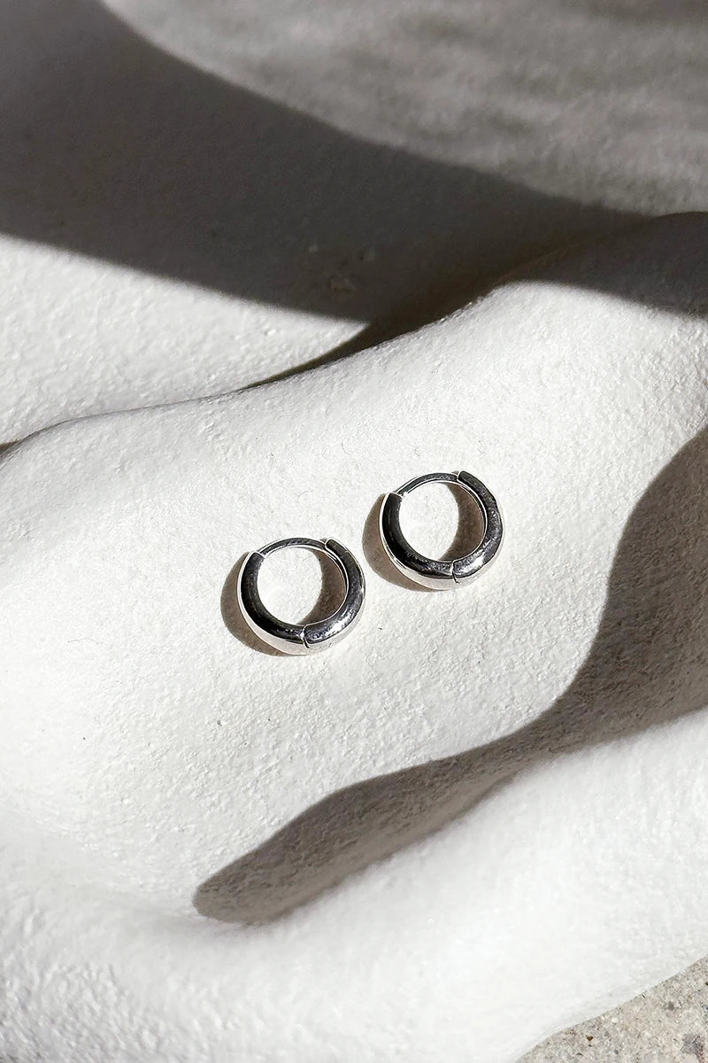 Island Glow Hoop Earrings - Sterling Silver-ROVOLE