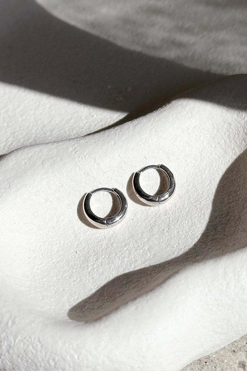 Island Glow Hoop Earrings - Sterling Silver-ROVOLE