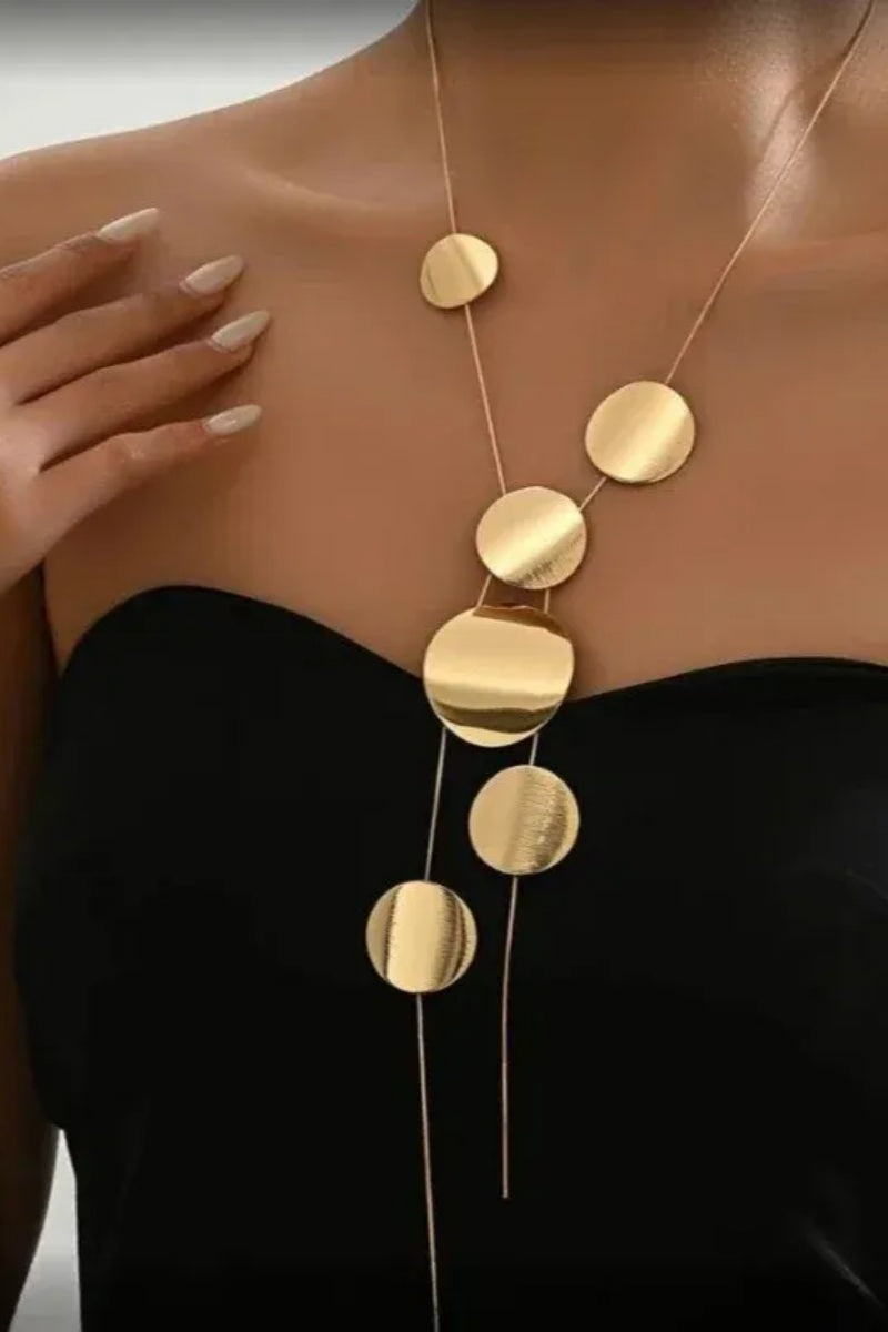 Noira Luxe Circle Drop Necklace-ROVOLE