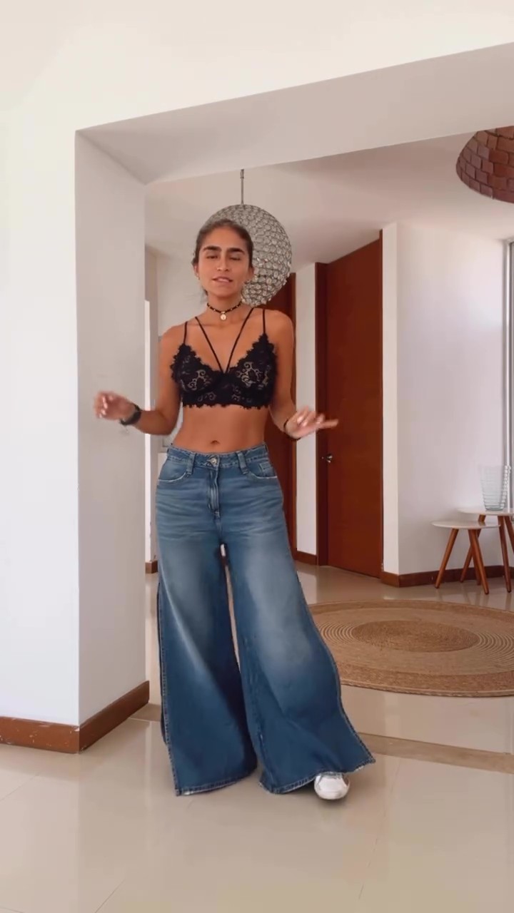 Street side slit jeans-ROVOLE