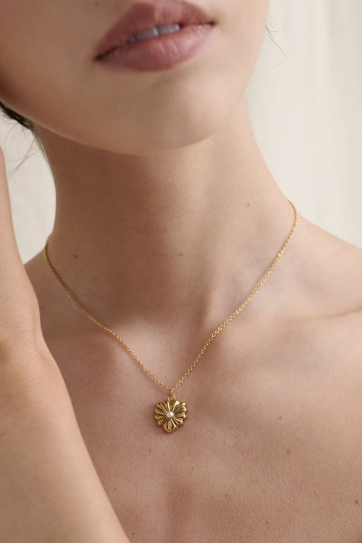 Brie Necklace-ROVOLE